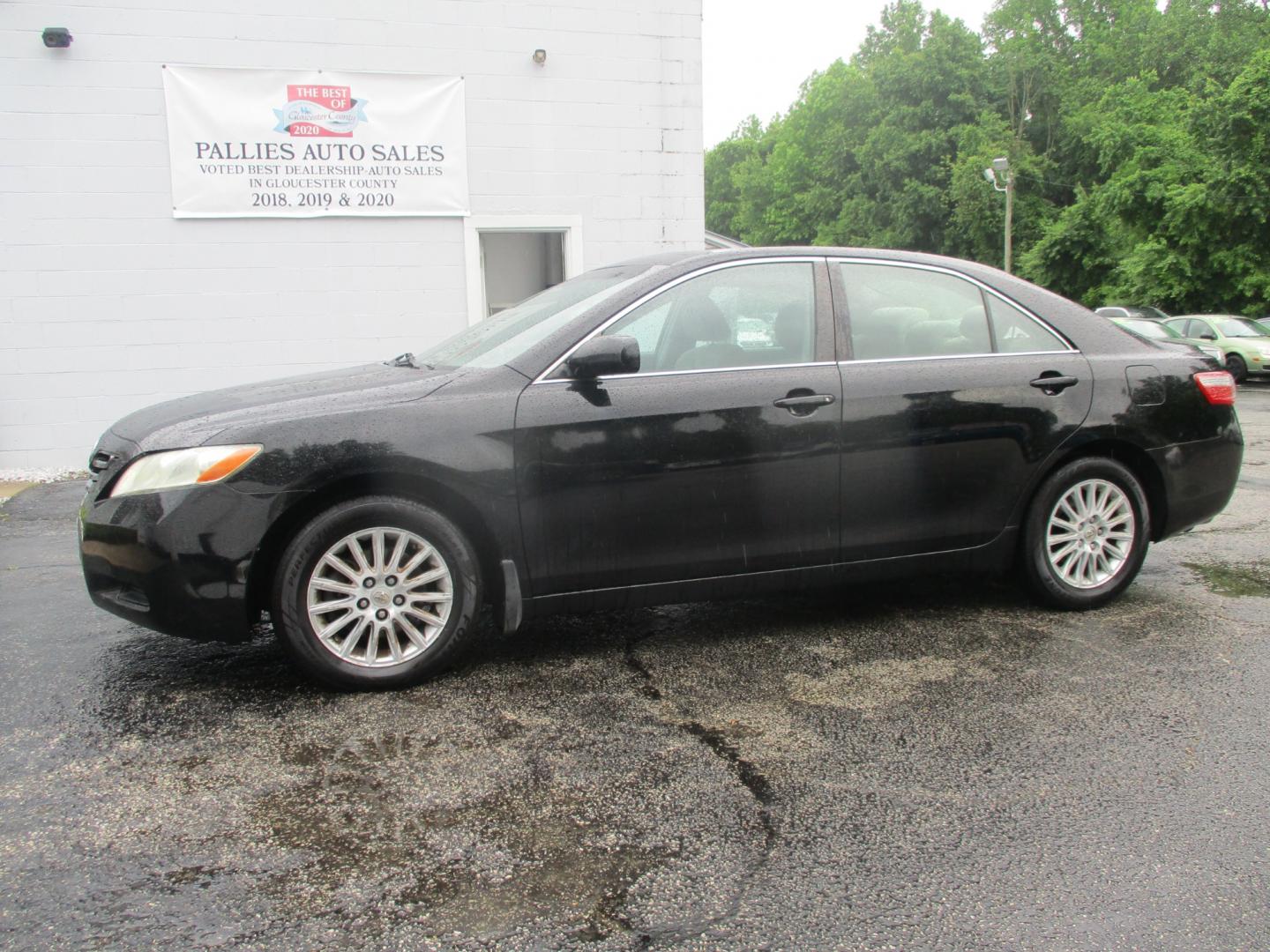 2007 BLACK Toyota Camry LE V6 (4T1BK46KX7U) with an 3.5L V6 DOHC 24V engine, 6-Speed Automatic Overdrive transmission, located at 540a Delsea Drive, Sewell, NJ, 08080, (856) 589-6888, 39.752560, -75.111206 - Photo#1